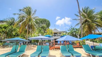 Apartment, 2 Bedrooms | Property grounds