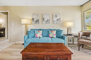 Condo, 1 quarto | Área de estar