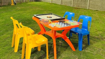 Children’s play area – outdoor