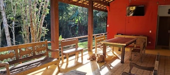 Casa em Sao Francisco Xavier com Piscina e Vista