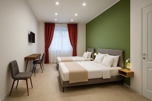 Comfort Triple Room, Balcony | Free minibar, in-room safe, desk, laptop workspace - 4 Seasons Roma Trastevere (Rome)