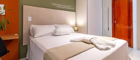 3 sovrum, skrivbord, strykjärn/strykbräda och gratis wi-fi