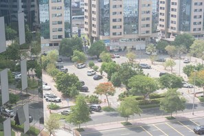 Third-party on-site parking