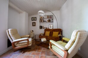 TV, books