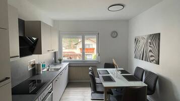 Ofen, Herdplatte, Geschirrspüler