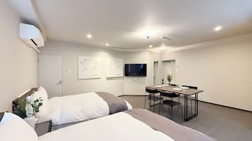 City Studio | Iron/ironing board, free WiFi, bed sheets