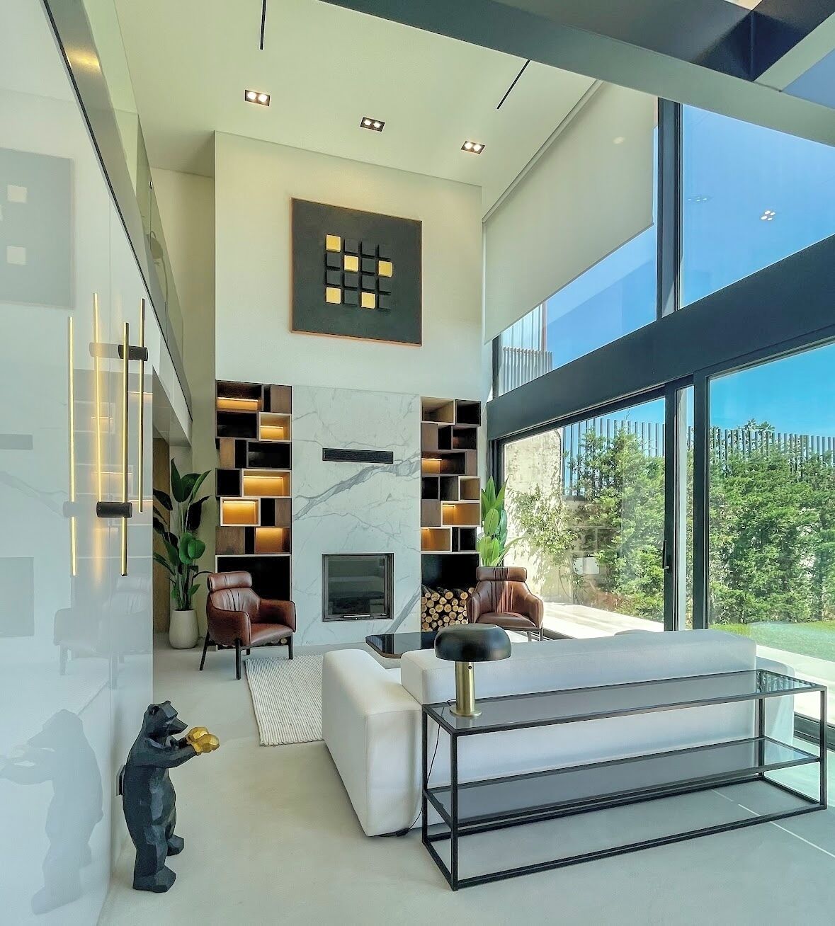 Luxury Villa, Mountain View | Living area