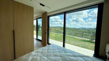Luxury Villa, Mountain View