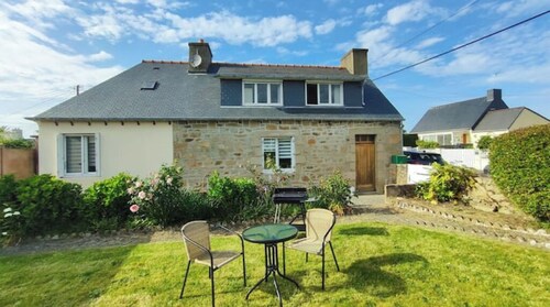 A 10 min. à pied du Sillon de Talbert, maison idéale pour couple.