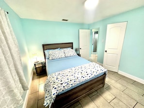 4 chambres, fer et planche à repasser, Wi-Fi, literie fournie