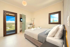 5 bedrooms, in-room safe, iron/ironing board, free WiFi