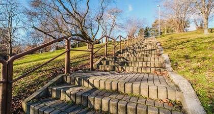 Blueground | ĆœiĆŸkov, furnished, park (PRG-42)
