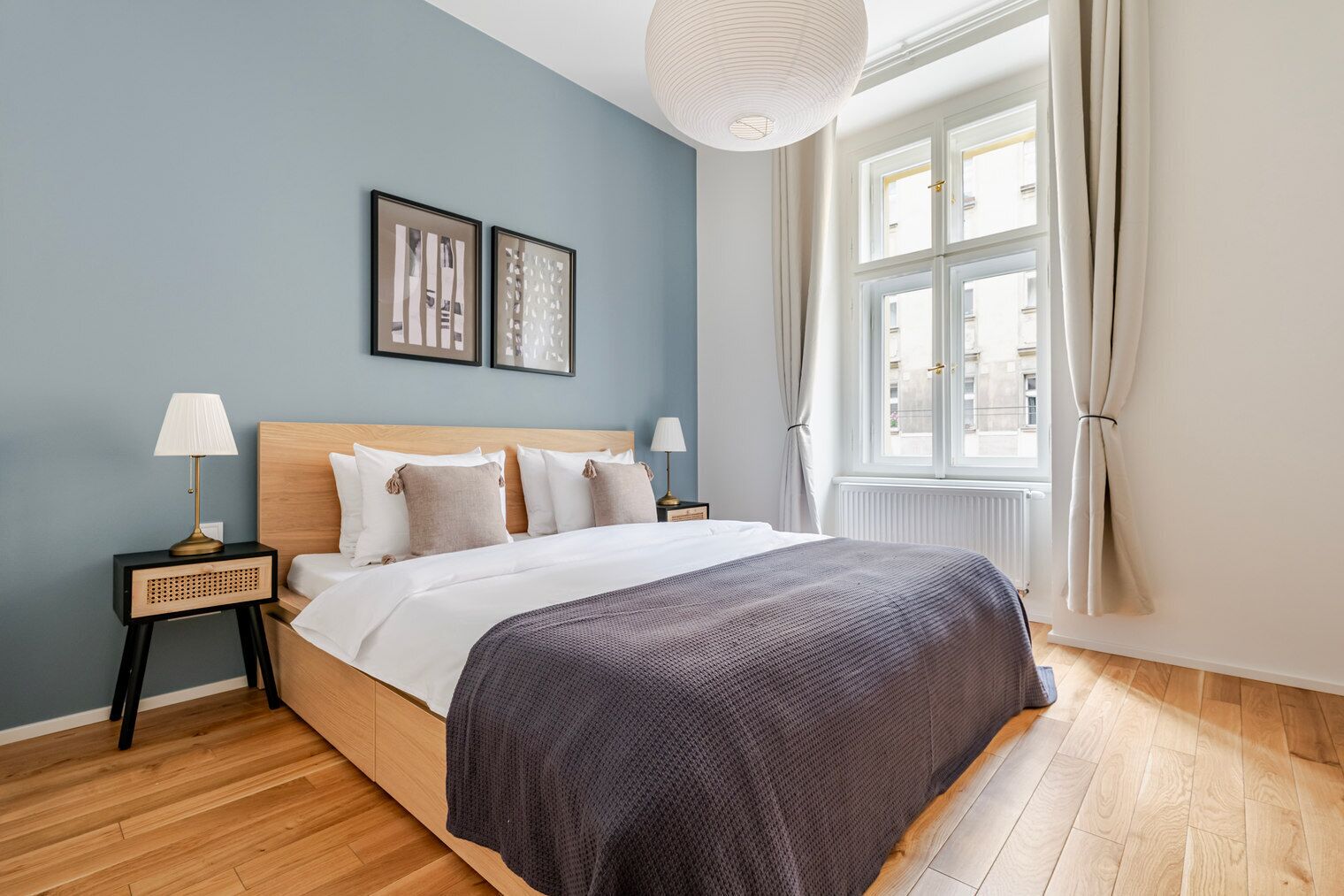 Iron/ironing board, free WiFi, bed sheets