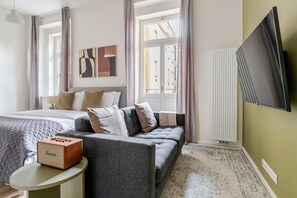 Iron/ironing board, free WiFi, bed sheets - Blueground | Letná, furnished studio, foodie area (PRG-54) (Prague)