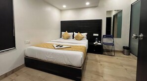 Double Room, City View - Hotel Wind Flower Regency (Mumbai)