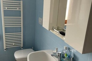 Hair dryer, bidet - Venus home (Fossacesia)