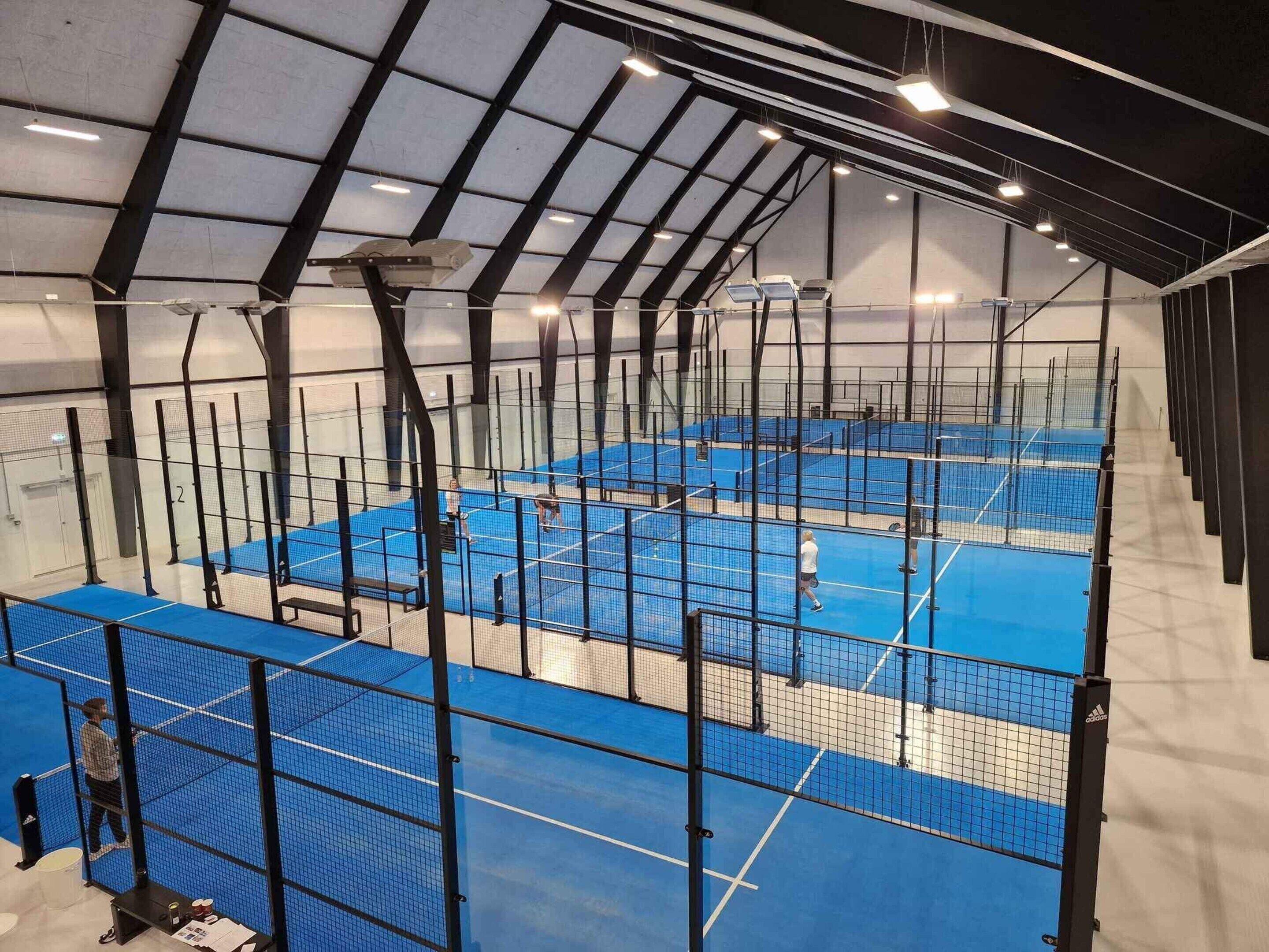 House | Sport court