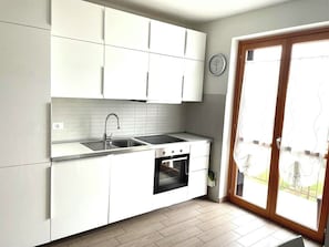 Four, plaque de cuisson, lave-vaisselle
