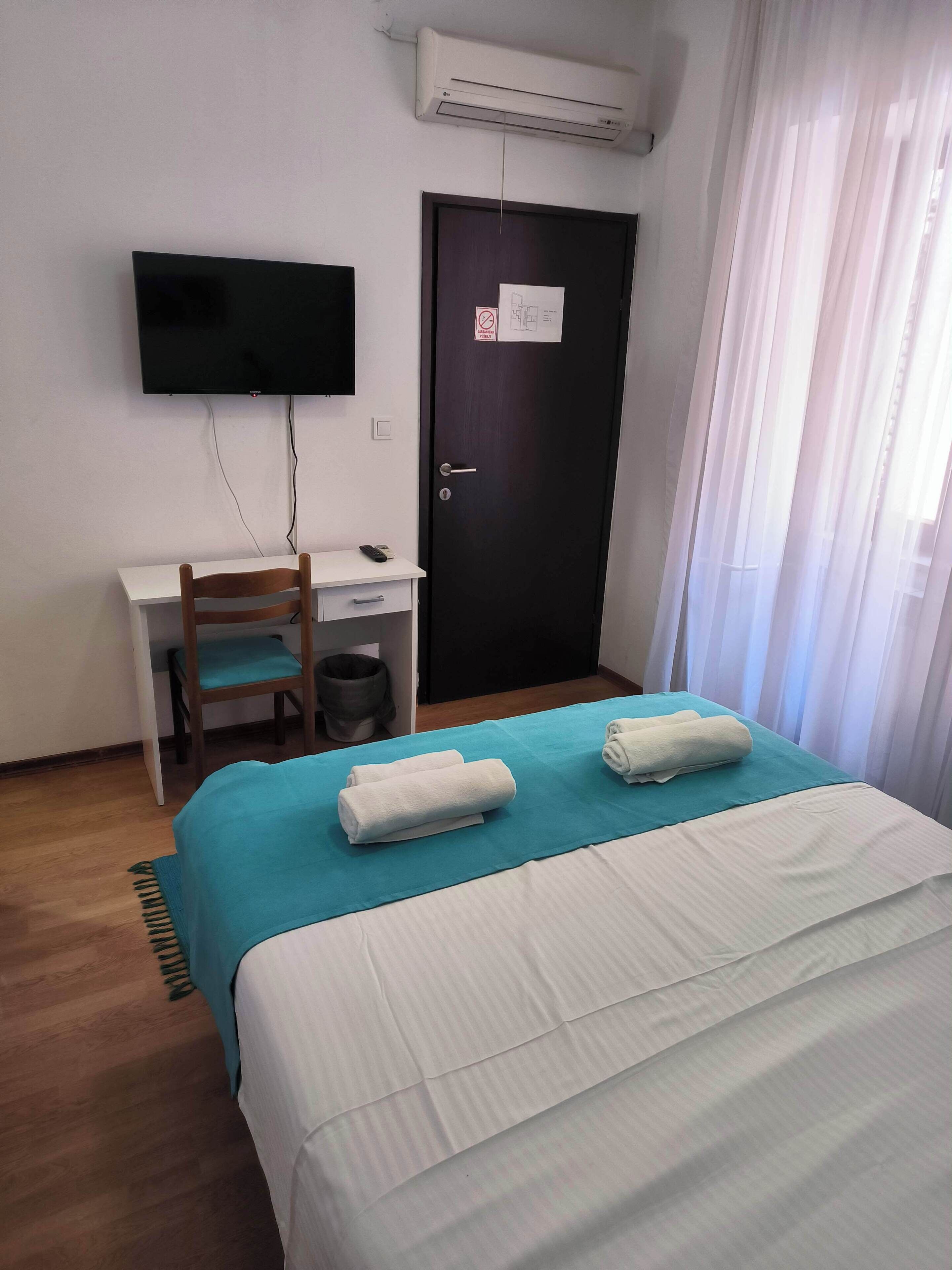Photo - Omir Bed & Breakfast