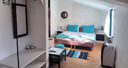 Omir Bed & Breakfast