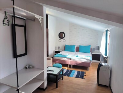 Omir Bed & Breakfast 