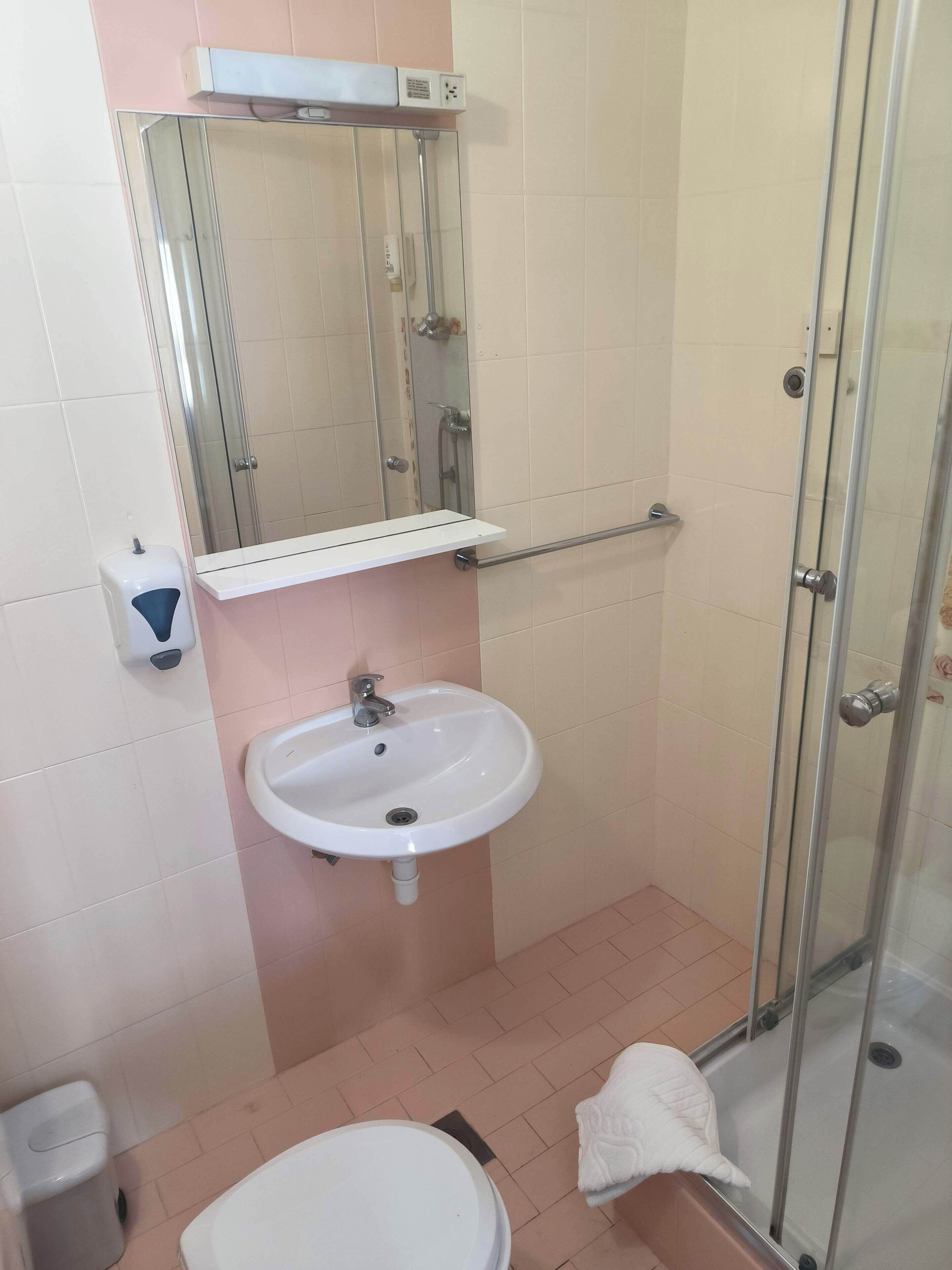 Photo - Omir Bed & Breakfast