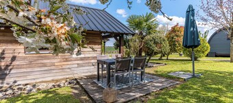 CHALET IN THE VINEYARDS, 5 minutes from Jonzac Antilles