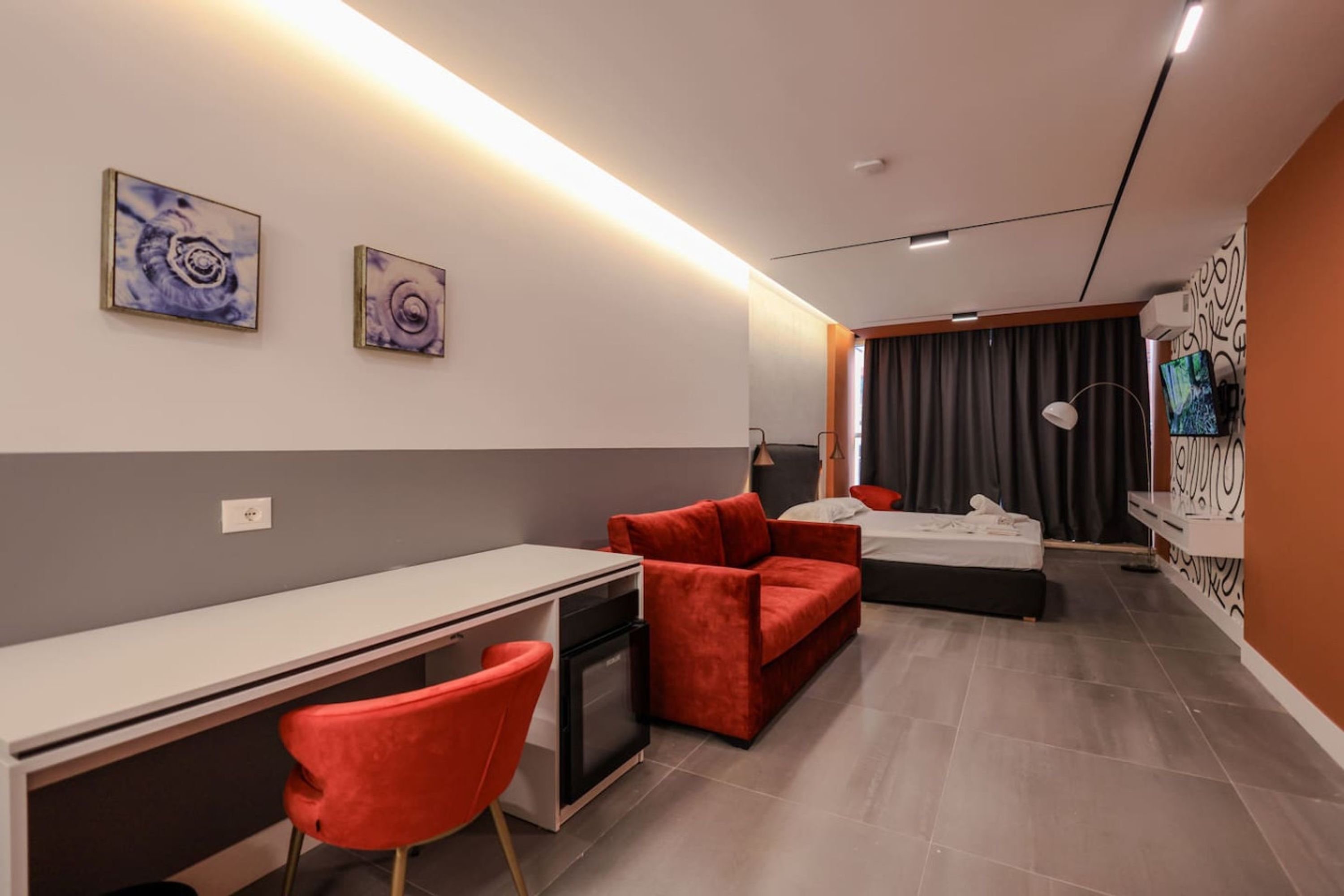 1 bedroom, desk, iron/ironing board, free WiFi