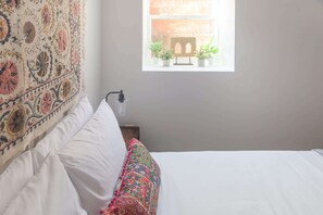 2 bedrooms, iron/ironing board, travel cot, WiFi