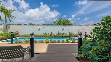 Alberca al aire libre