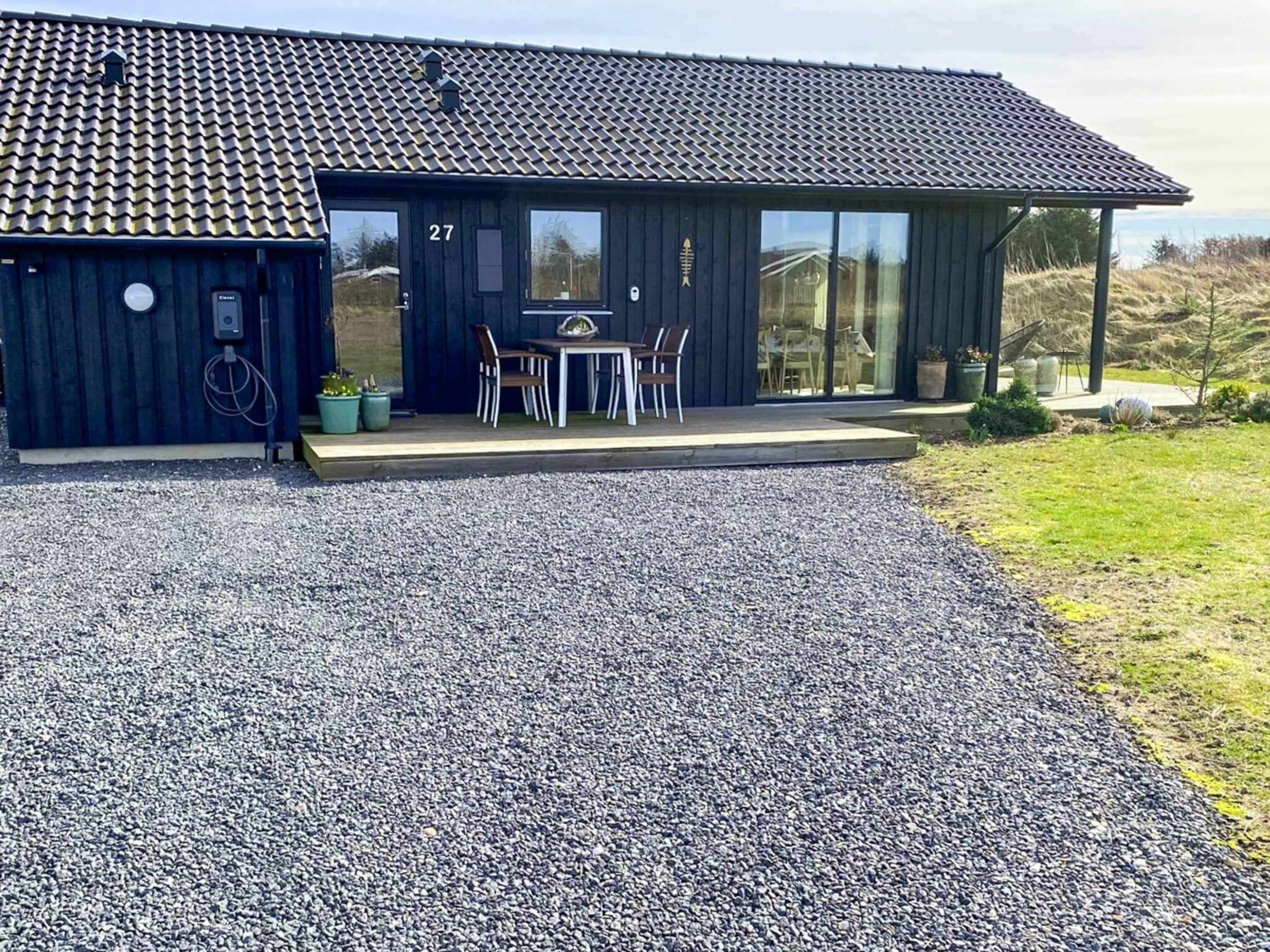 House | Outdoor dining