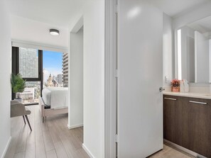 3 bedrooms, desk, iron/ironing board, WiFi