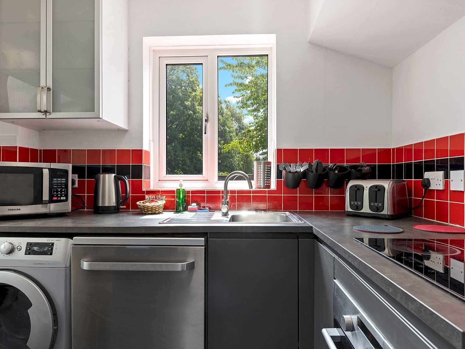 Fridge, microwave, oven, dishwasher