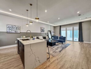 Interior - Entire 3BR Home | Rooftop View | Garage | Sleeps 9 (Dallas)