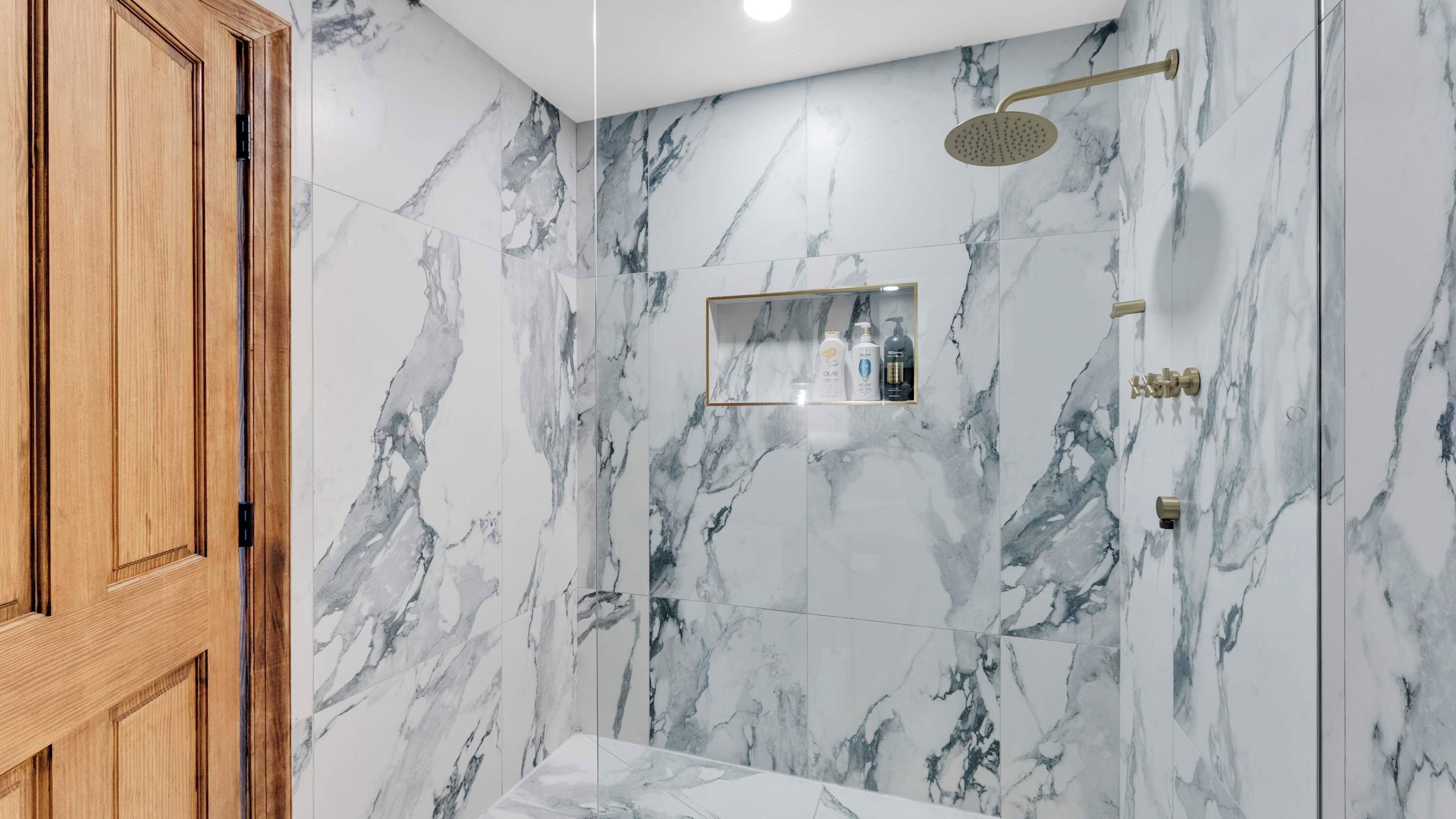 Een douche, een haardroger