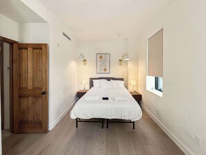 1 bedroom, WiFi, bed sheets