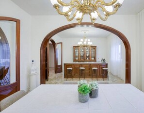 تناول الطعام