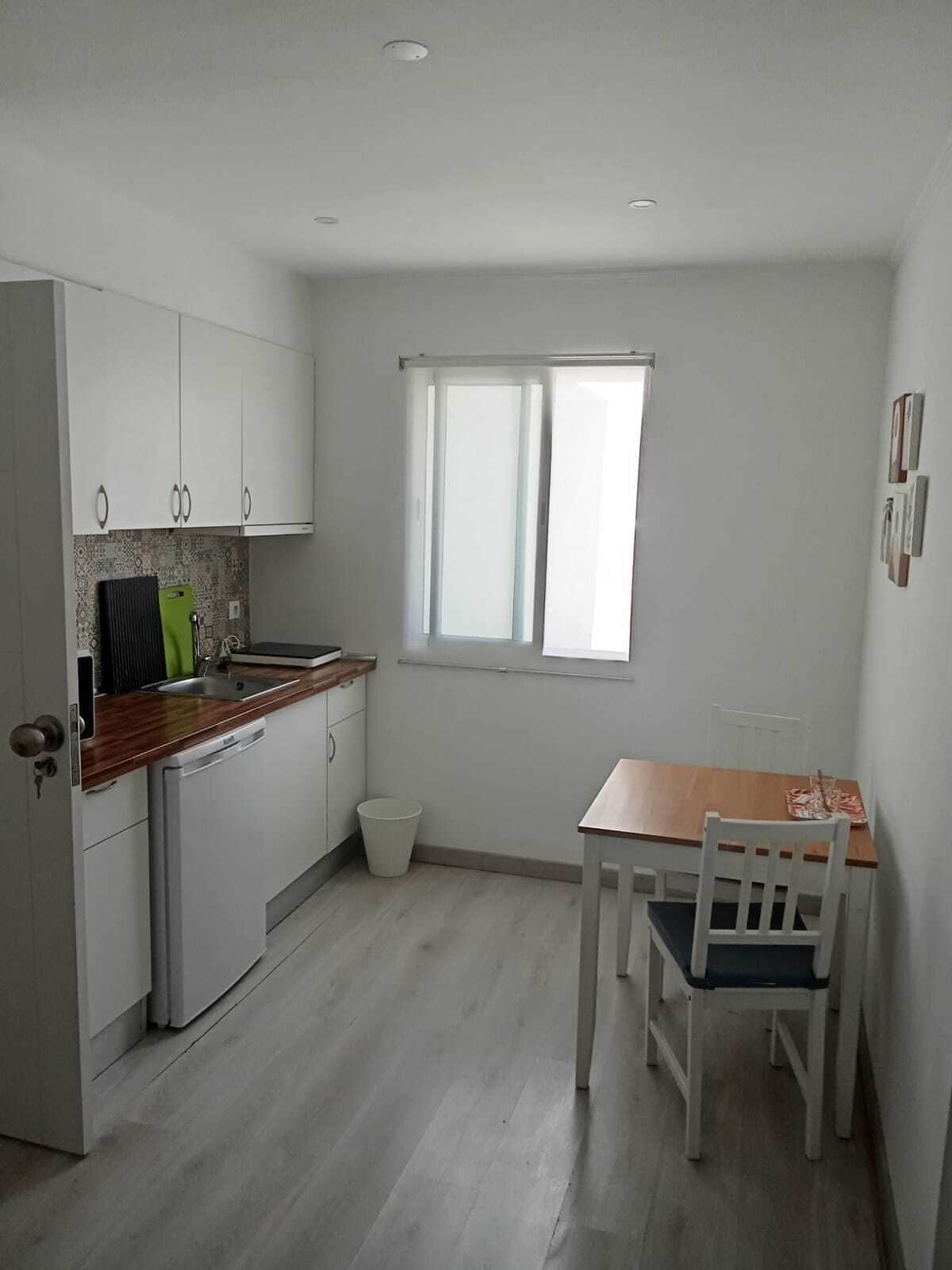 Appartement Classique, vue cour intérieure | Cuisine privée