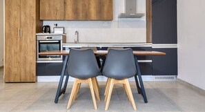 Fridge, oven, stovetop, toaster