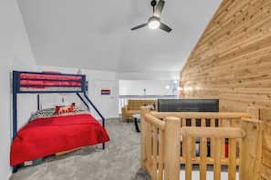 1 bedroom, desk, free WiFi, bed sheets