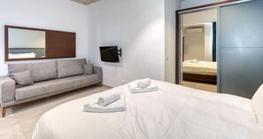 2 bedrooms, desk, iron/ironing board, travel crib