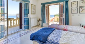 3 bedrooms, desk, iron/ironing board, travel crib