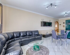 Télévision, espaces bureaux