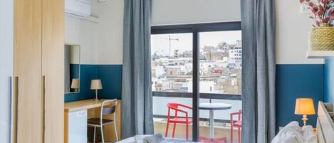 Desk, iron/ironing board, travel cot, WiFi