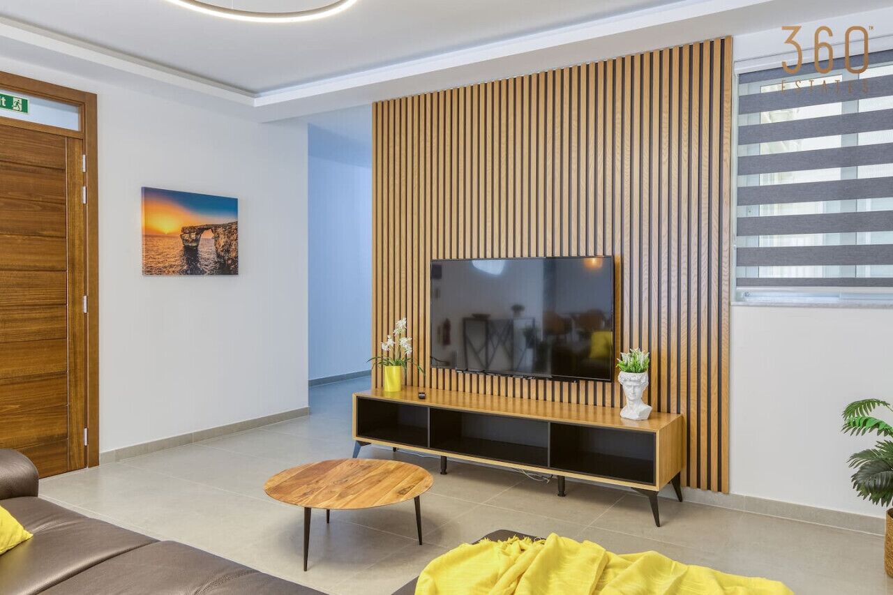 TV
