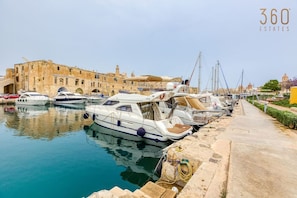 Marina/club náutico