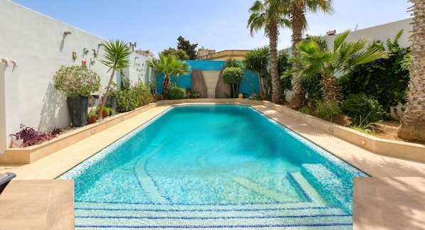 Pool - Stunning 4BR Villa with Private pool & parking (Ħ`Attard)