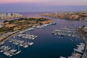 Marina/club náutico