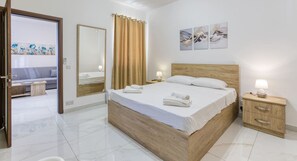 2 bedrooms, desk, iron/ironing board, travel cot