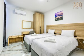 Desk, iron/ironing board, travel cot, WiFi